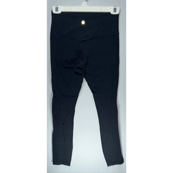 Lululemon black leggings size 6 - Picture 2 of 3